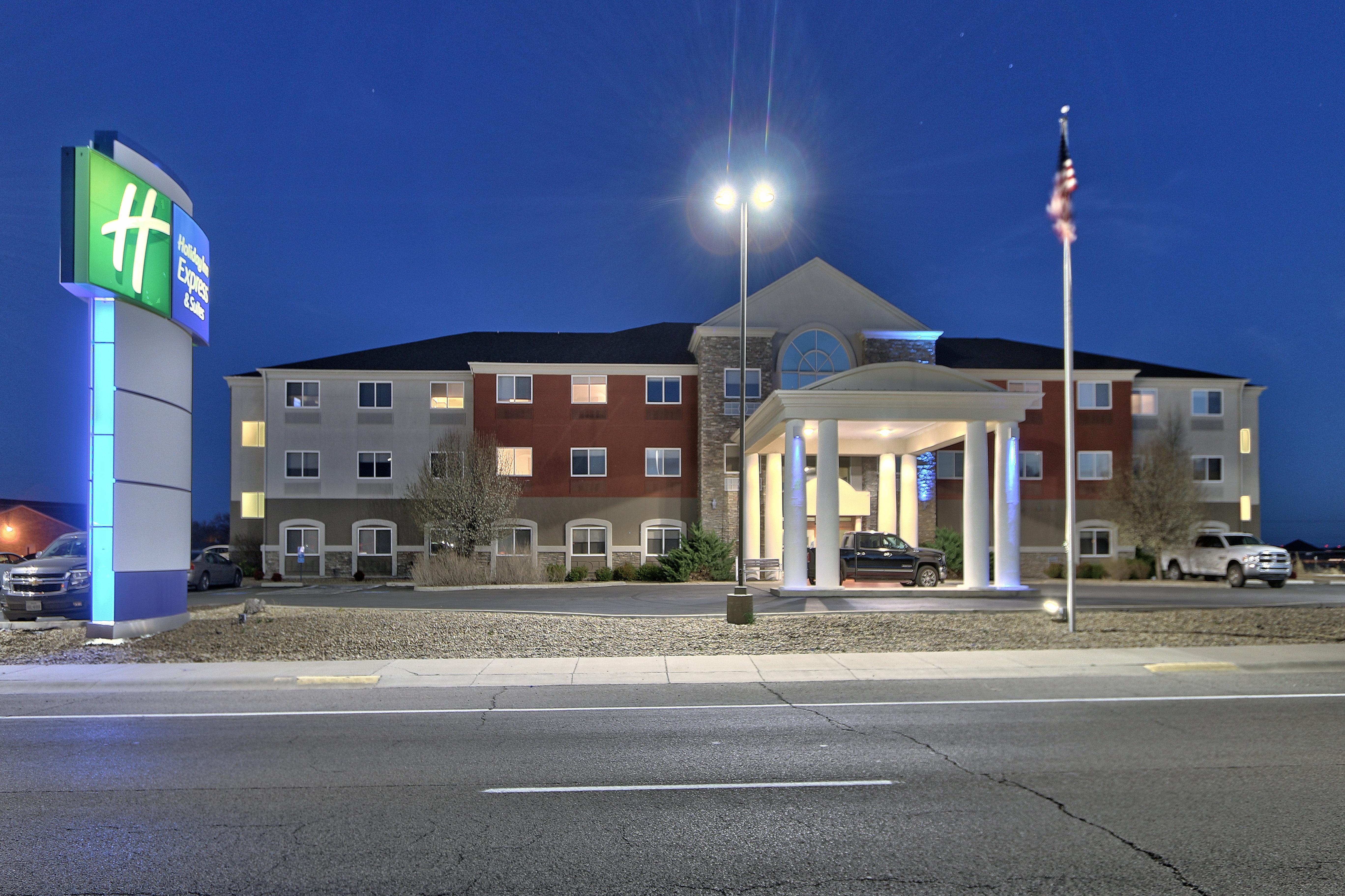 Holiday Inn Express & Suites Portales By Ihg Luaran gambar