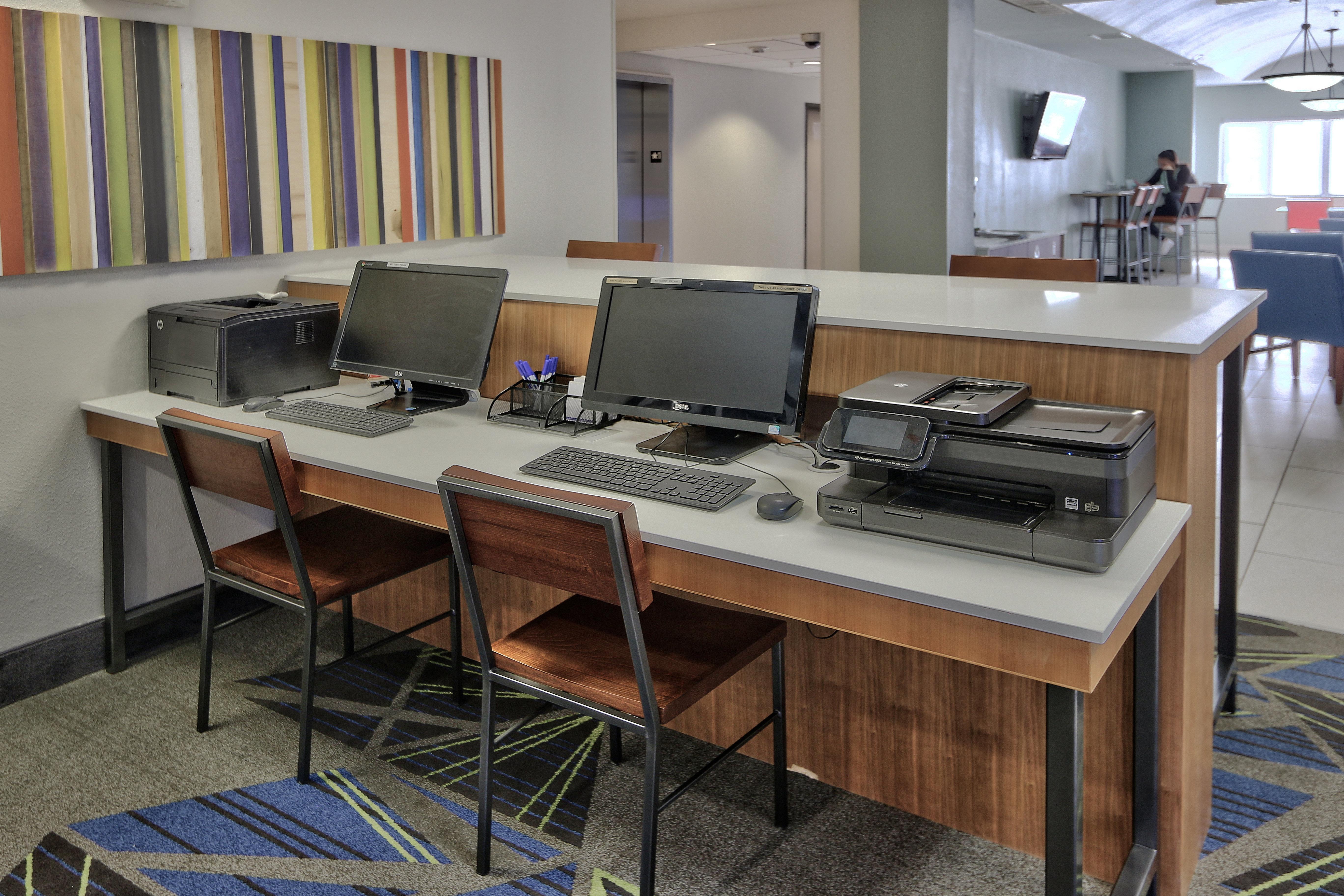 Holiday Inn Express & Suites Portales By Ihg Luaran gambar