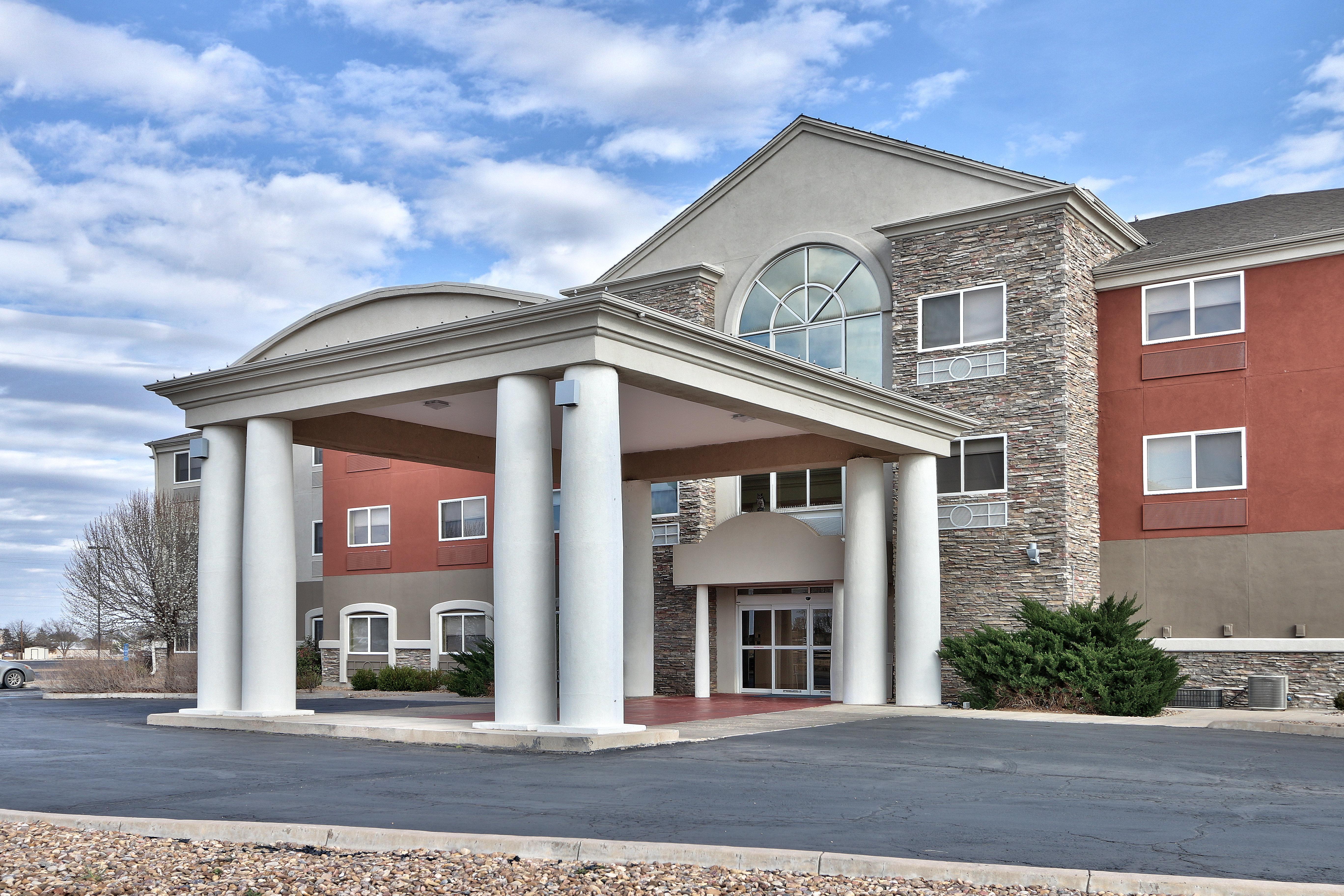 Holiday Inn Express & Suites Portales By Ihg Luaran gambar