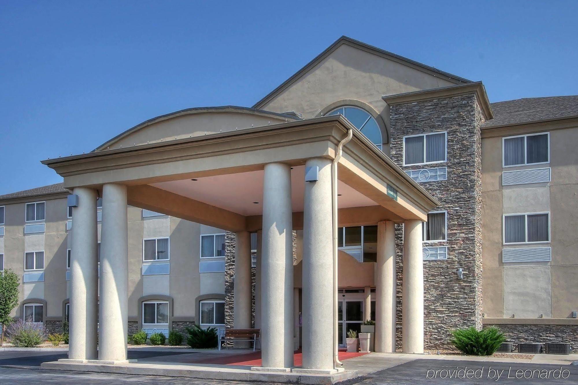 Holiday Inn Express & Suites Portales By Ihg Luaran gambar