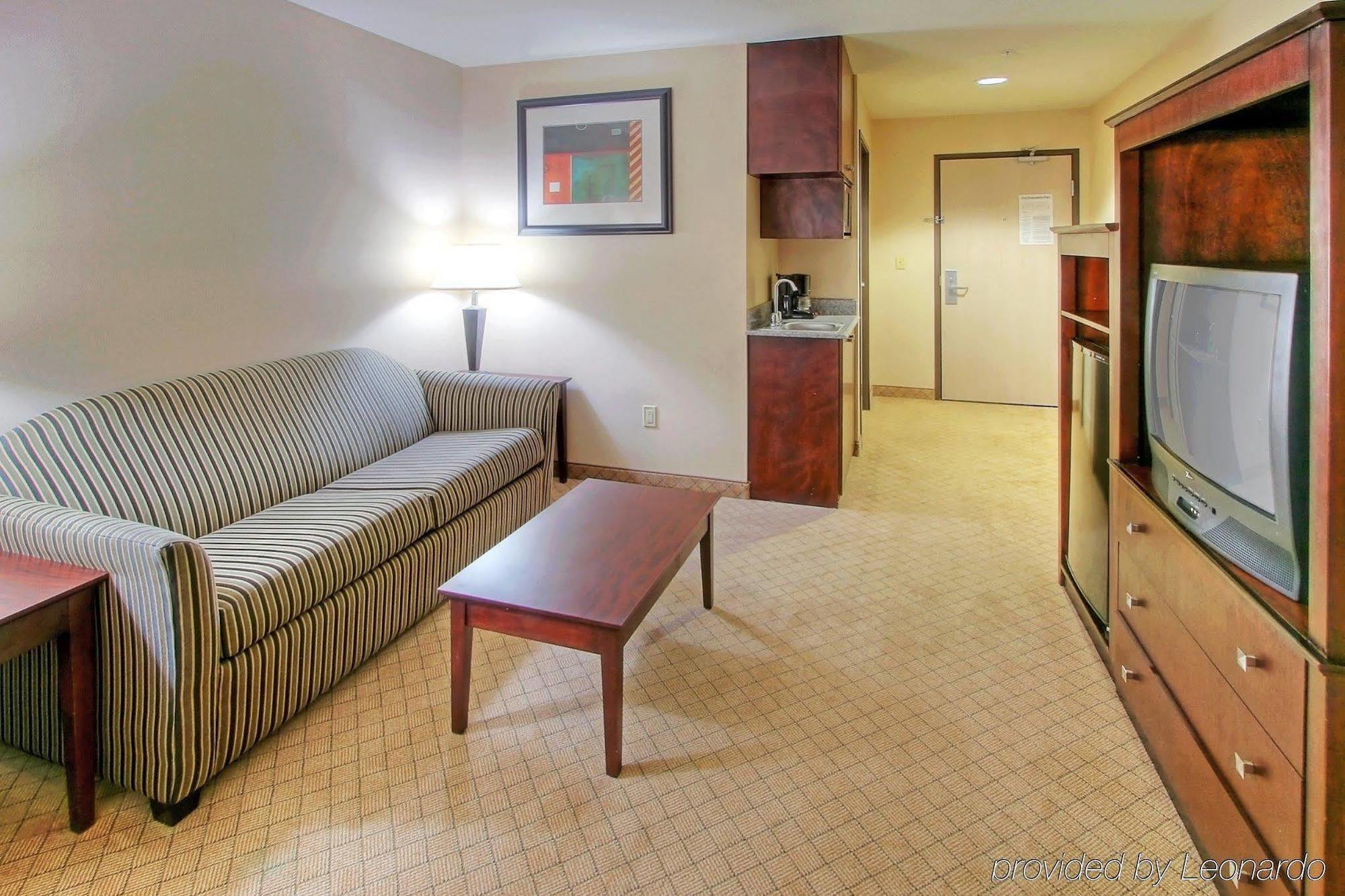 Holiday Inn Express & Suites Portales By Ihg Bilik gambar
