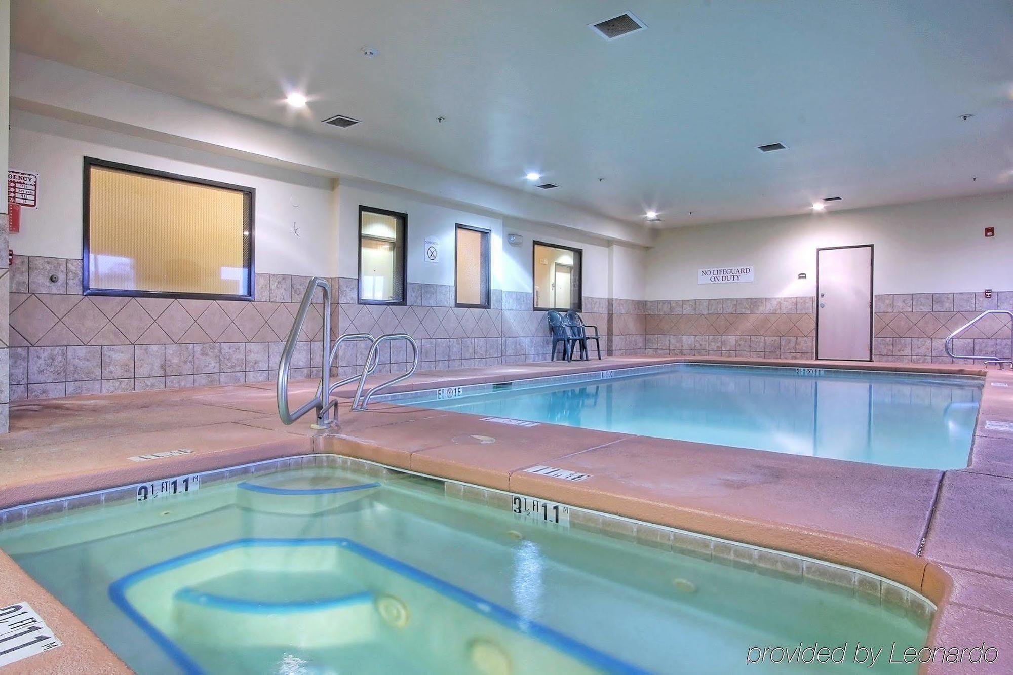 Holiday Inn Express & Suites Portales By Ihg Luaran gambar